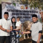 Polres Tasikmalaya Berbagi 43 Hewan Kurban ke Ponpes dan Warga