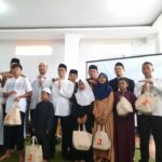 Peringati Asyura, Viman Bersama Yayasan Ar Raudhah Paseh 153 Berbagi Kebahagiaan dengan Anak Yatim